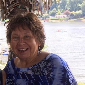 Meet your Posher, Lynn